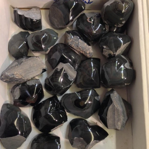 Brazilian curiosa baarn soest obsidiaan 7.1920x1920